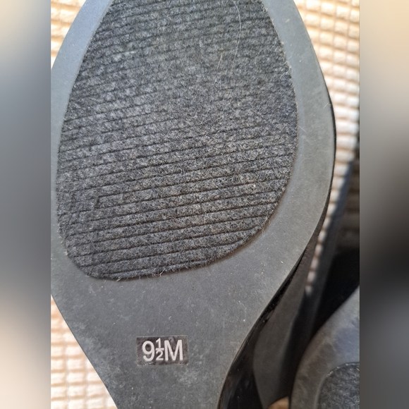 Impo Black  Slingback Wedge with Checkered Bow - Picture 4 of 7